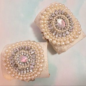 Zara Pearls Cuffs Lace Ivory Lot Bridgeton Victorian Era Bracelet Rhinestones